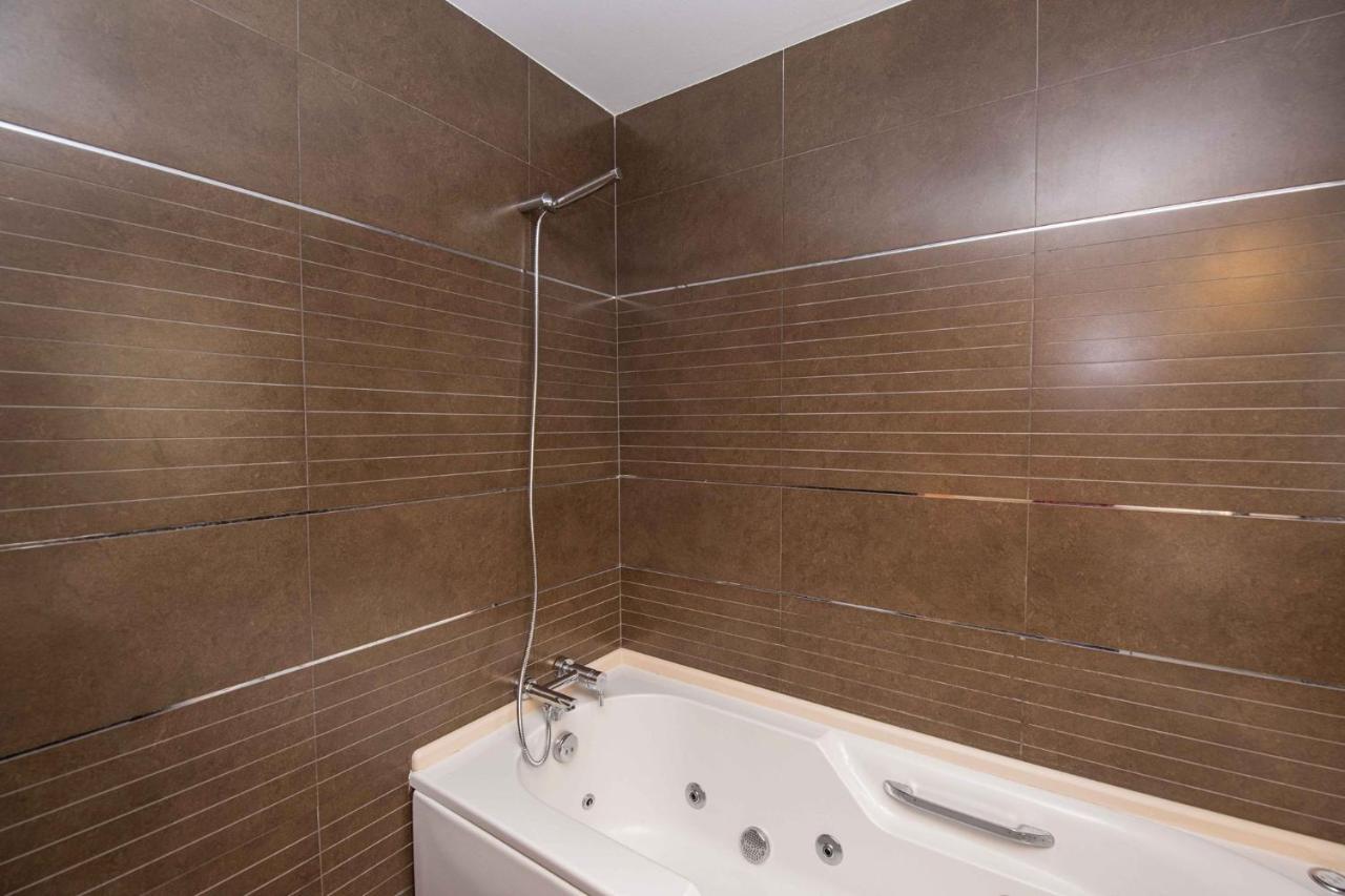 The Cool Flat Apartment Llanes Bagian luar foto